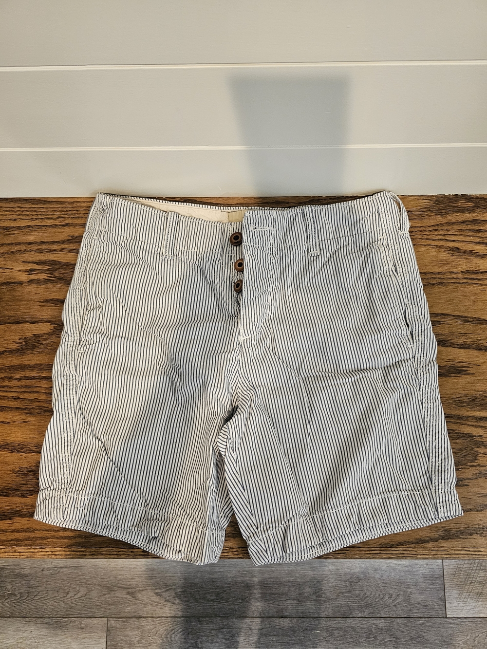 Hollister Men's Striped Button-Fly Shorts - White & Navy - Size 30